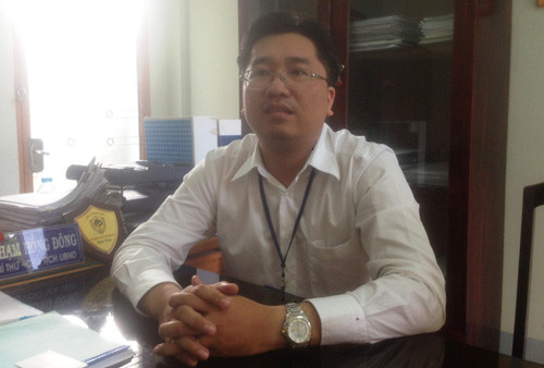 Ông Phạm Hồng Đông, Bí thư, kiêm Chủ tịch UBND xã Xuân Thạnh trao đổi xung quanh vụ việc.