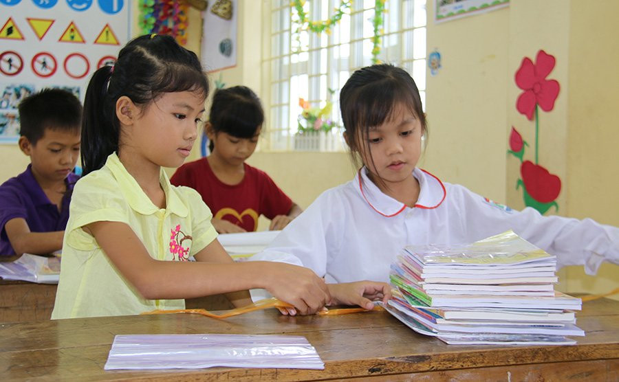 Chu tich nuoc du le khai giang o Truong THPT Chu Van An-Hinh-5