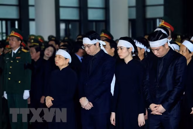 Linh cuu Chu tich nuoc Tran Dai Quang da ve den Ninh Binh-Hinh-49