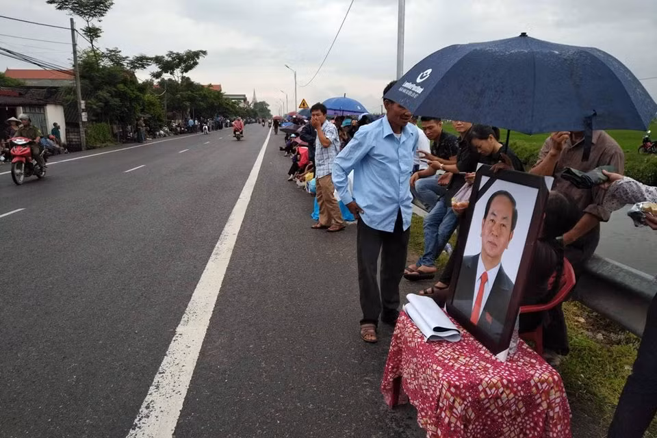 Linh cuu Chu tich nuoc Tran Dai Quang da ve den Ninh Binh-Hinh-8