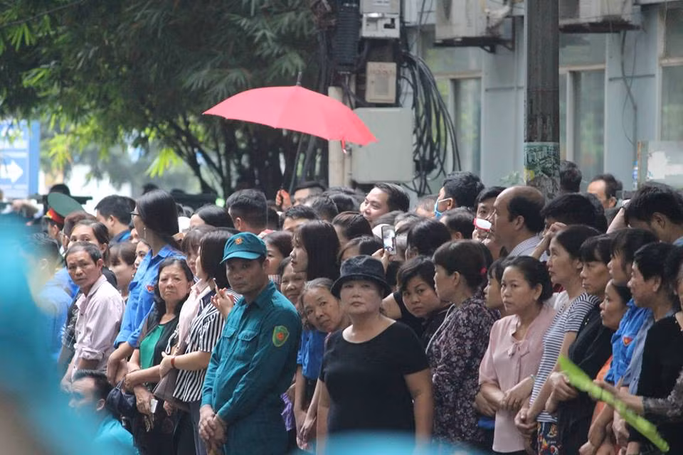 Linh cuu Chu tich nuoc Tran Dai Quang da ve den Ninh Binh-Hinh-21