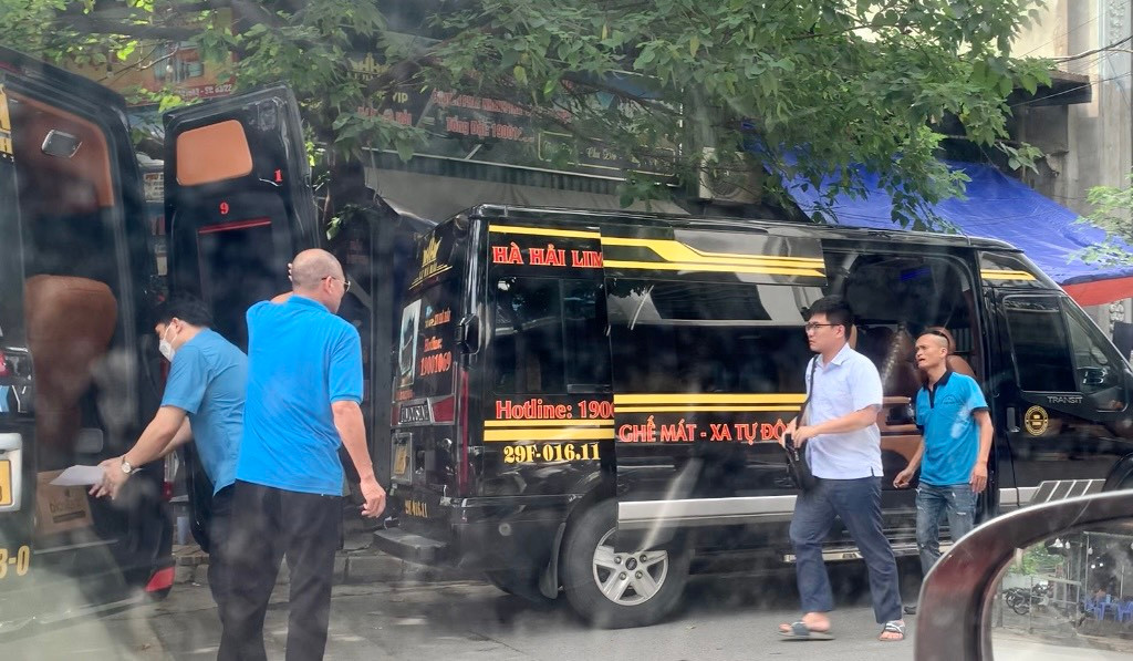 Xe trá hình tuyến cố định hoạt động ở nhiều địa phương Xe tra hinh tuyen co dinh hoat dong o nhieu dia phuong