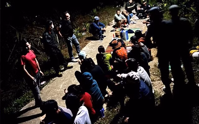 Quang Nam: Khoi to 14 doi tuong to chuc danh bac lien thon-Hinh-2