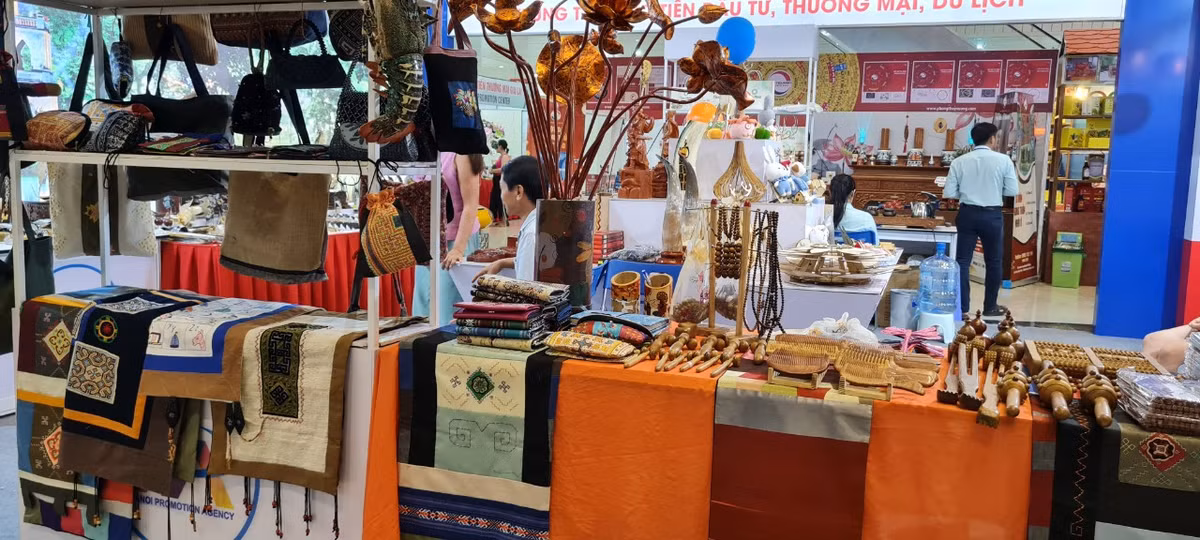 Nhiều sản phẩm lạ, bắt mắt