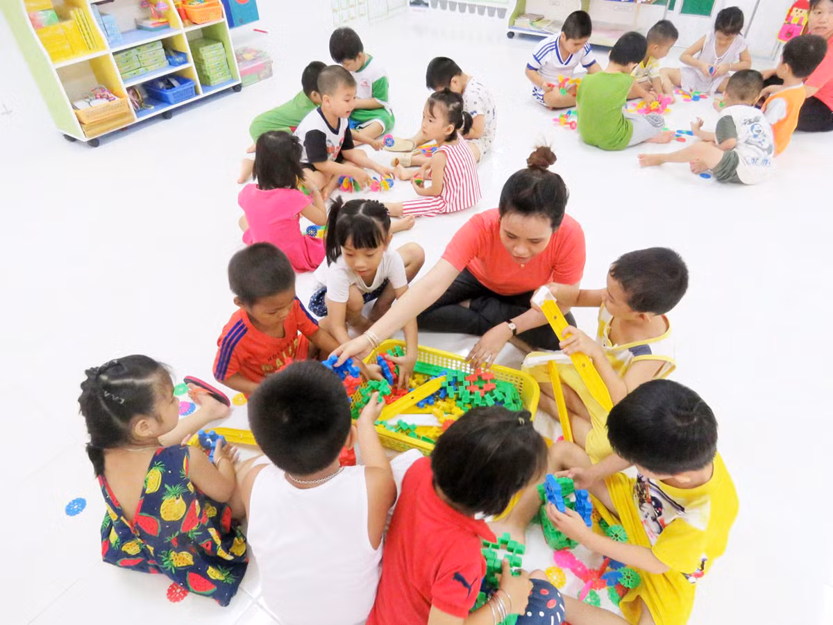 Nhung giao vien nao duoc ho tro kho khan do dai dich COVID-19?