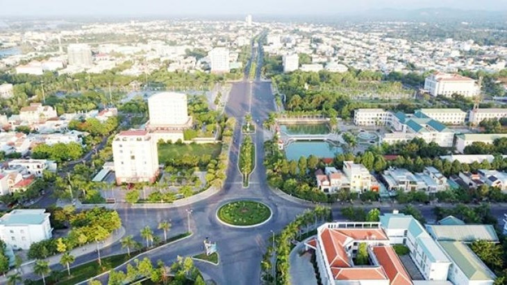 Quang Nam: Sap nhap Tam Ky, Nui Thanh, Phu Ninh thanh do thi loai I