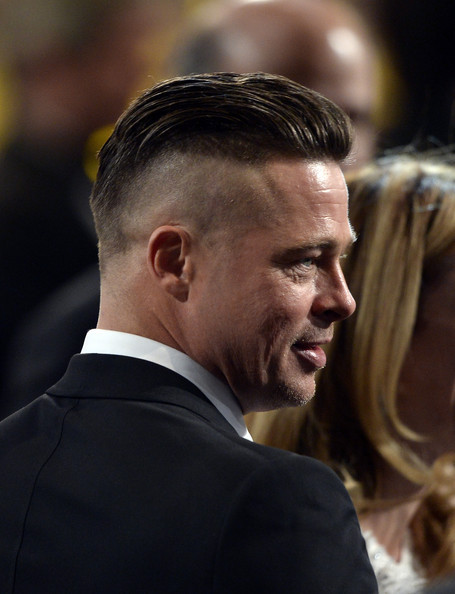 Kiểu tóc "chất ngầu" dân chơi vẫn tạo cảm hứng cho lứa tuổi chuyển từ thanh niên sang trưởng thành bởi vẻ lịch thiệp nhưng không kém phần phong trần của kiểu tóc này.