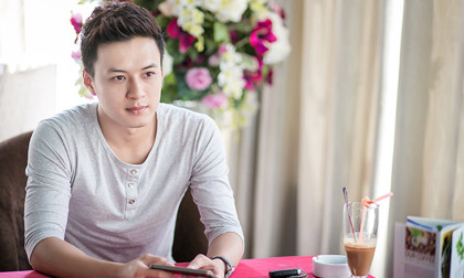 Là một diễn viên, lịch ghi hình bận rộn, không thể dành nhiều thời gian cho gia đình, nhưng tuyệt chiêu chiều vợ của diễn viên Hồng Đăng vẫn là điều khiến cuộc sống của anh ấm êm.