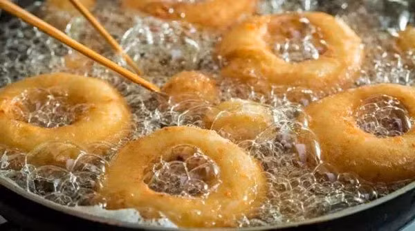 5 thoi quen nau nuong gay ung thu, 90% nguoi Viet dang mac phai