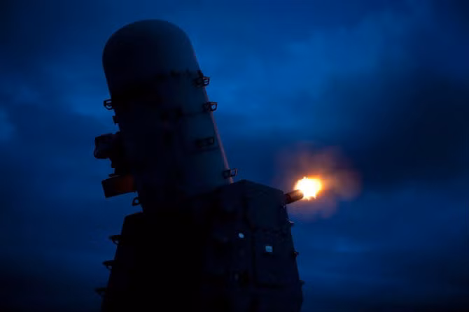 Khoanh khac hoat dong ve dem an tuong cua Hai quan My-Hinh-5