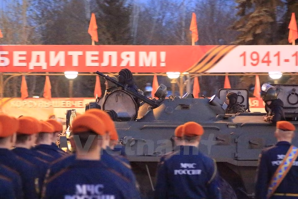 Xe chiến đấu chở quân BTR80 được sử dụng phổ biến trong các đơn vị quân đội Nga. (Ảnh: Trần Hiếu/Vietnam+)