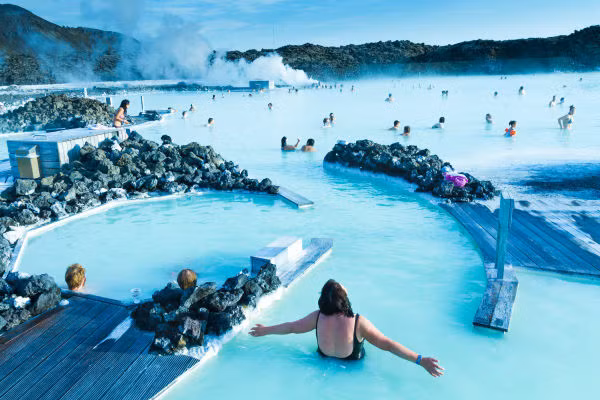 Khung cảnh tuyệt đẹp ở Blue Lagoon, Iceland.