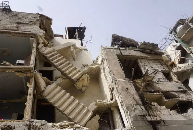 Cơ quan Giám sát Nhân quyền Syria (SOHR) có trụ sở tại Anh cho biết, ít nhất 254 người, trong đó có nhiều phụ nữ và trẻ em, đã thiệt mạng kể từ khi giao tranh bùng phát ở Aleppo từ ngày 22/4.