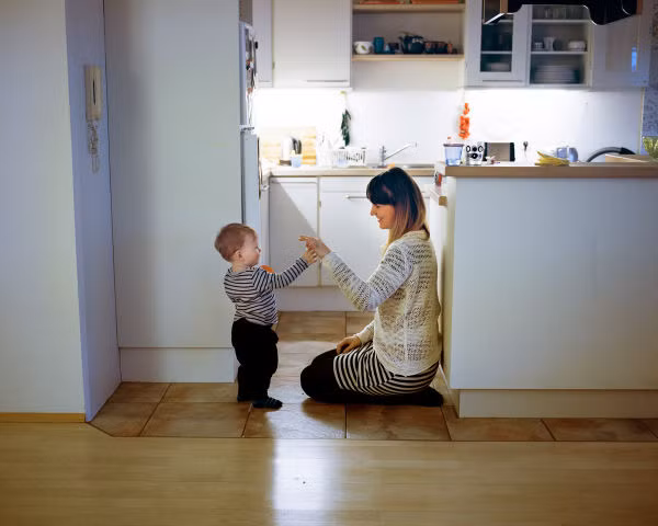 Hildur hiện sống trong một căn hộ thuê.