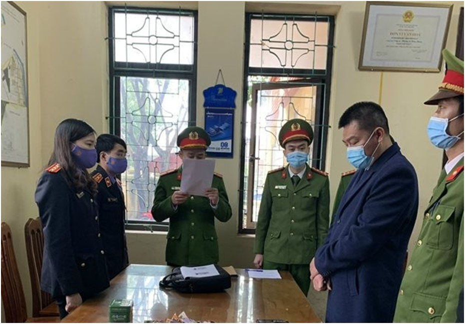 Xe dấu hiệu quá tải đi ra từ Cty Châu Giang: Bất ngờ với thông tin giám đốc Xe dau hieu qua tai di ra tu Cty Chau Giang: Bat ngo voi thong tin giam doc