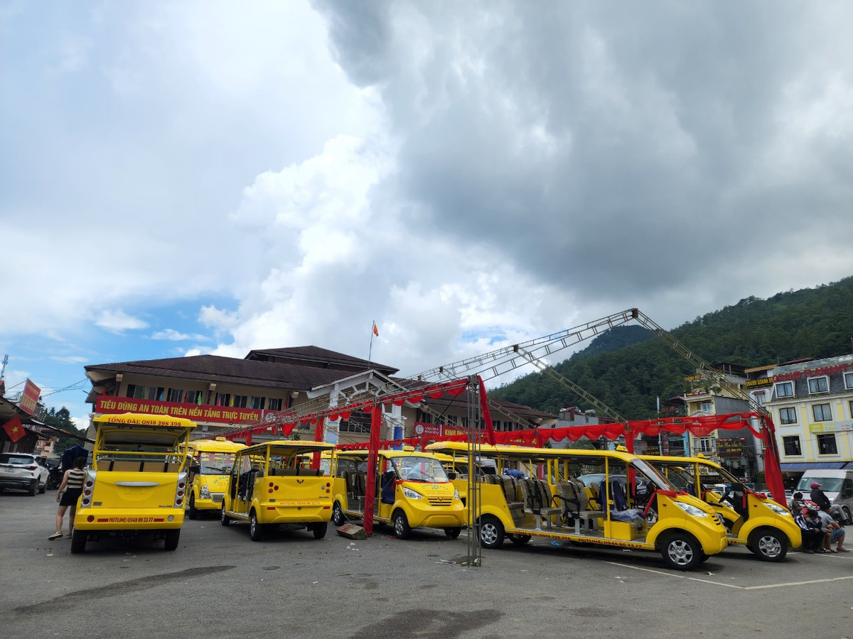 Lào Cai: “Thả cửa” thí điểm, xe điện tung hoành, Sa Pa thêm ùn tắc Lao Cai: “Tha cua” thi diem, xe dien tung hoanh, Sa Pa them un tac