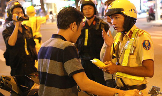 Ngay dau nghi Tet Duong: 26 vu TNGT, 14 nguoi chet, 11 nguoi bi thuong