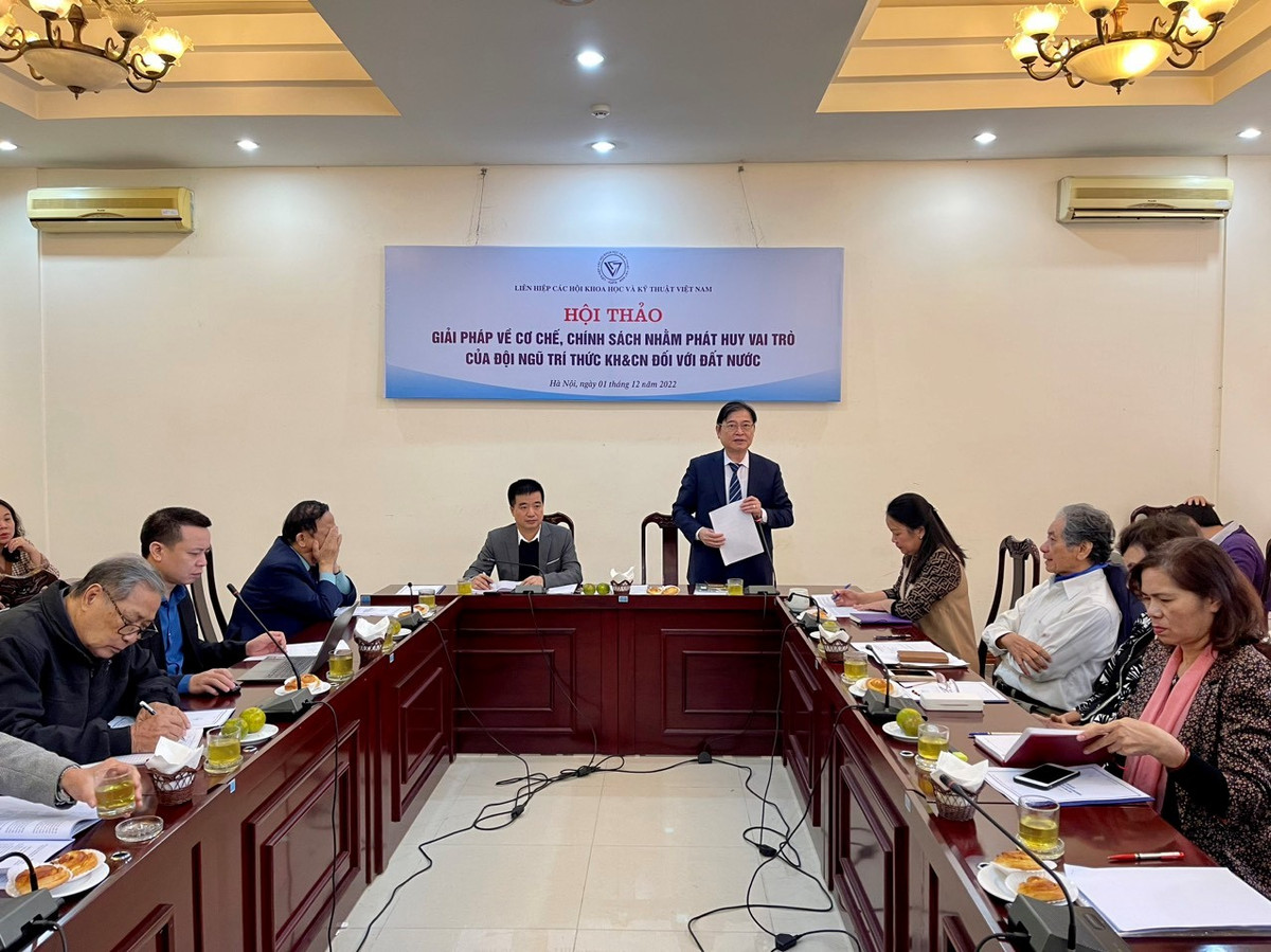 VUSTA ban giai phap phat huy doi ngu tri thuc khoa hoc va cong nghe