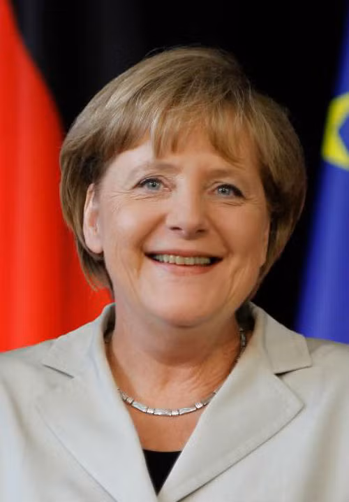 Thủ tướng Đức Angela Merkel liên tục nằm trong danh sách những nữ chính khách quyền lực nhất thế giới của tạp chí Forbes. Bà Merkel giữ cương vị người đứng đầu Chính phủ Đức từ năm 2005.