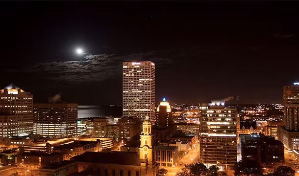 Tiếp đến là thành phố Milwaukee, bang Wisconsin.