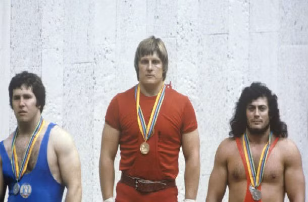 Năm 1952, Liên Xô lần đầu tiên tham gia Thế vận hội Olympic. Các vận động viên Liên Xô đã giành được 1.204 huy chương (473 huy chương vàng) trong 18 lần tham dự các kỳ Thế vận hội, giữ kỷ lục trong lịch sử Olympic hiện đại.