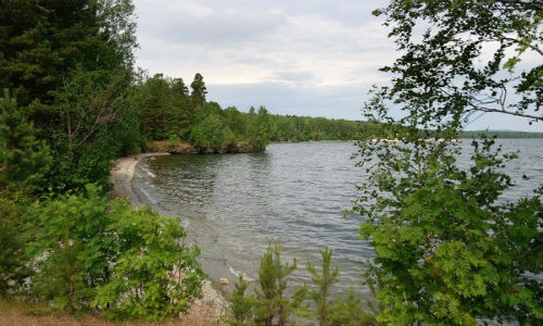 5. Hồ Itkul mang nhiều ý nghĩa khác nhau, có thể có nghĩa là “hồ thịt”, “hồ thánh” hoặc dựa trên tên của một thủ lĩnh Bashkir...