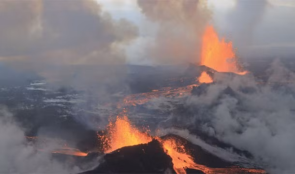 Lễ hội Secret Solstice tại Reykjavik, Iceland là lễ hội có giá vé cao nhất thế giới. Đây là đại nhạc hội đầu tiên trên thế giới tổ chức trong lòng núi lửa đang hoạt động và tiệc tùng trên sông băng.