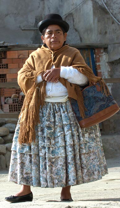 Chiều cao trung bình của phụ nữ Indonesia, Bolivia, Guatemala khá thấp (khoảng 1,47m).