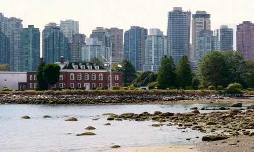 Đảo người chết vào những năm 1990. Ảnh: Mysterious Unniverse.