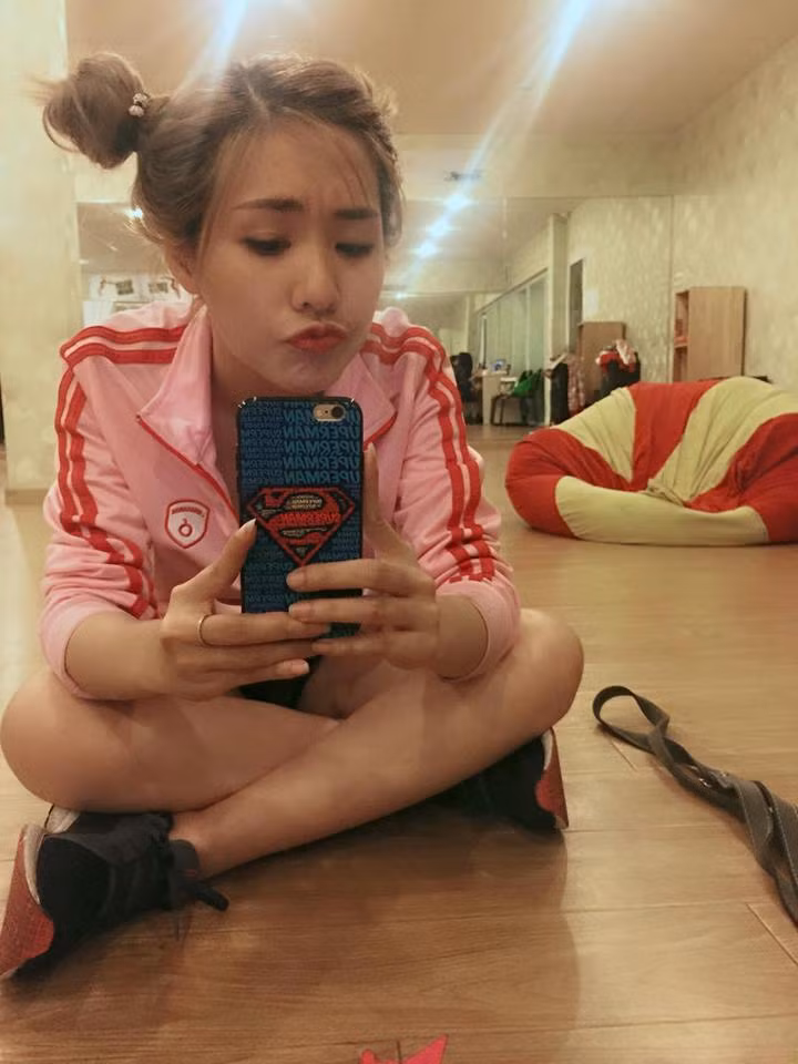 Được biết, do đã xác định được ước mơ nên hiện tại, Mỹ Duyên đang rất cố gắng rèn luyện, trau dồi các kỹ năng cần có đối với một ca sĩ chuyên nghiệp. Học hỏi thêm kỹ năng thanh nhạc, kỹ thuật biểu diễn, tập luyện vũ đạo... là những công việc mà Mỹ Duyên luôn muốn bản thân có thể làm một cách tích cực nhất hàng ngày. Chỉ có như vậy ước mơ của cô gái trẻ mới có thể sớm trở thành hiện thực.