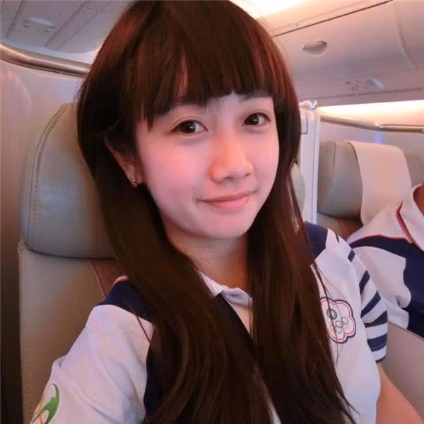 Tại Olympic đang diễn ra, Ngô Giai Dĩnh đã tham gia thi đấu ở hai nội dung là 10m súng ngắn hơi nữ và 25m súng ngắn nữ... Do phải đối đầu với rất nhiều đối thủ mạnh nên ở cả 2 nội dung, nữ xạ thủ này đều không có được thành tích tốt và không đều không thể tiến vào vòng chung kết có được cơ hội cạnh tranh huy chương. Tuy nhiên với những nỗ lực của mình, Ngô Giai Dĩnh vẫn có một kỳ Thế vận hội thành công về mặt cá nhân.