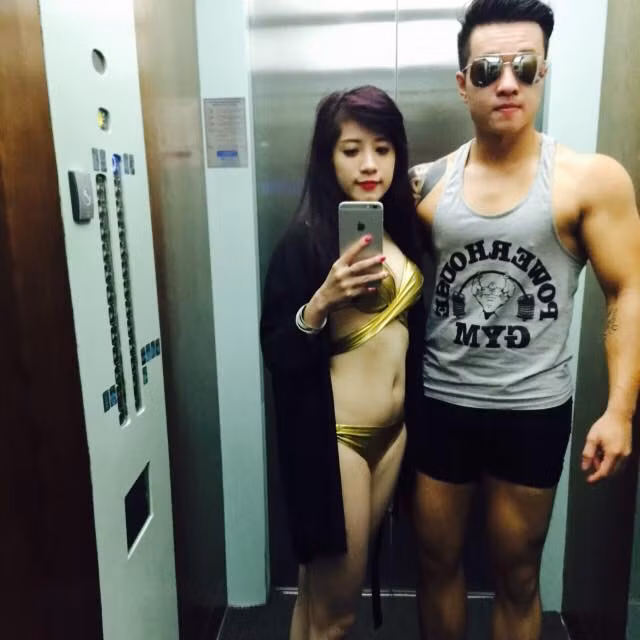 Vì cùng sàn sàn tuổi nhau nên Ngọc Tú - Tiến Đạt luôn khiến người xem ghen tỵ vì cách thể hiện tình yêu cho dù họ đã về chung một nhà. Ảnh trong bài: Facebook nhân vật.