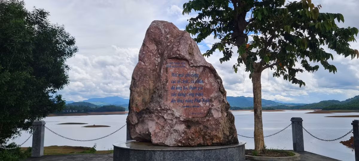 Hồ Phú Ninh đã được Bộ Văn hóa - Thông tin quyết định xếp hạng Di tích danh thắng cấp Quốc gia.