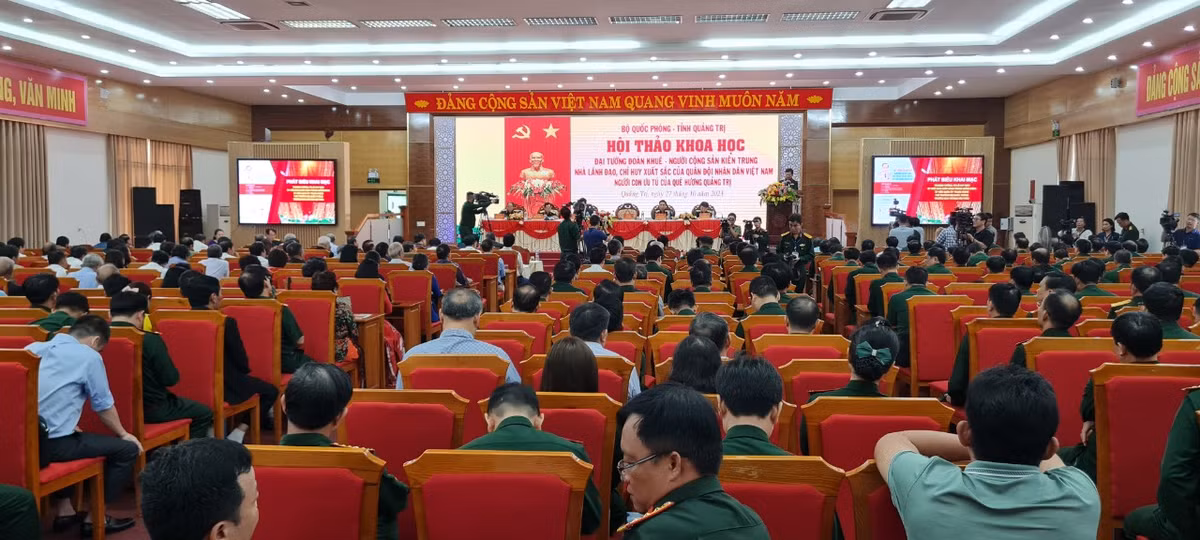 Dai tuong Doan Khue - Nha lanh dao xuat sac cua QDND Viet Nam-Hinh-3