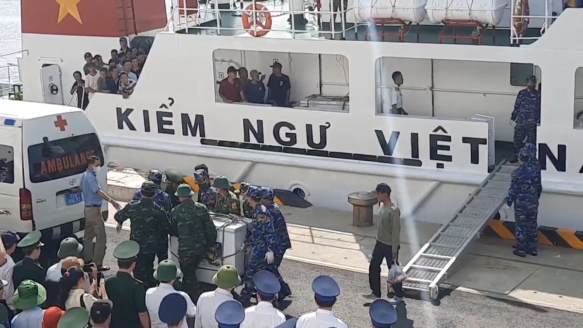 Vu chim tau cau muc: 83 ngu dan gap nan da ve den dat lien-Hinh-2