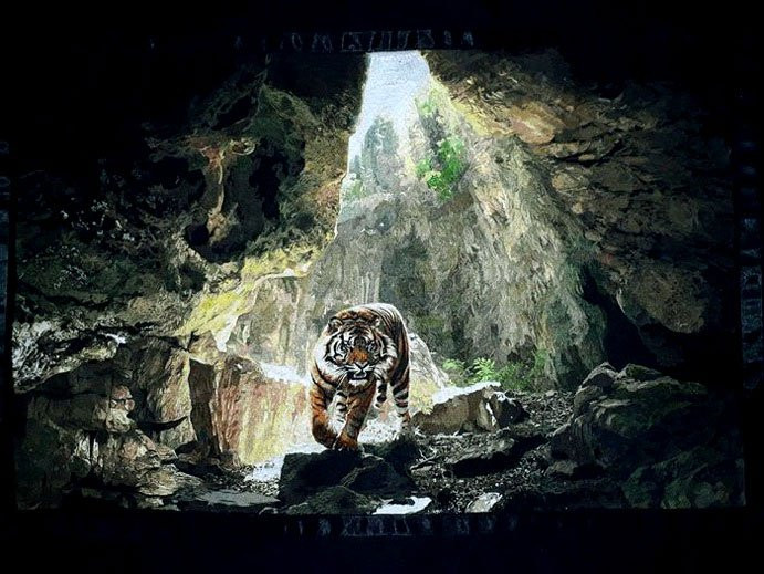 Hoa si ve tranh bang... may may doc nhat vo nhi-Hinh-4