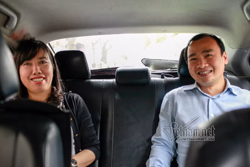 Bà Lê Thị Thu Hằng và ông Lê Hải Bình (Ảnh chụp chiều 4/4/2017).