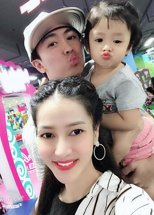 Nửa kia của Hồ Việt Trung là Mi Vân. Cả hai chia tay vào năm 2017 nhưng sau đó lại tái hợp vào một năm sau đó. Ảnh: Dân Việt