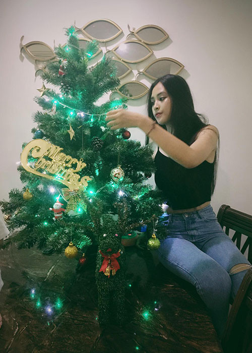 Nhan sắc đời thường xinh đẹp của Tiểu Vy ít mỹ nhân Việt có thể bì kịp.