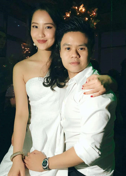 Cặp đôi cũng khá thoải mái chia sẻ những hình ảnh ngọt ngào bên nhau từ khi hẹn hò.