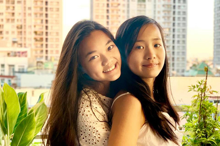 Nhiều khán giả của Mỹ Lệ nhận xét Mỹ Uyên và Mỹ Oanh hưởng nhiều nét đẹp từ người mẹ nổi tiếng.