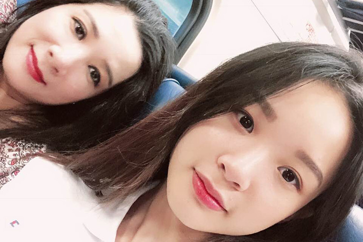 Tú Linh cũng là một trong số những cô con gái sao Việt có dung nhan như hoa. Được biết, em là con gái của nghệ sĩ Thanh Thanh Hiền.