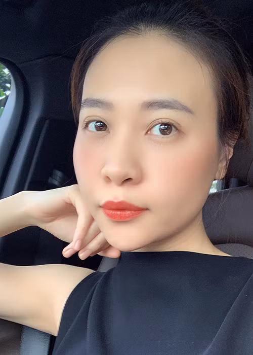 Nhiều cư dân mạng đặt nghi vấn Đàm Thu Trang tăng cân vì có tin vui. Ảnh: FBNV