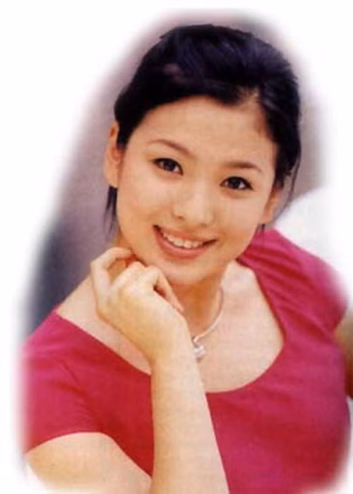 Thời mới bước chân vào nghề, Song Hye Kyo khá mũm mĩm. Sau này, cô giảm cân và giữ được vóc dáng thon gọn. Ảnh: Vietnamnet