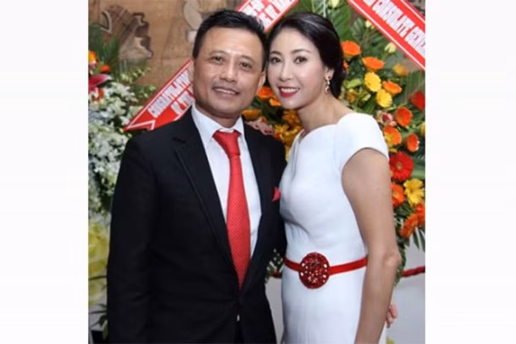 Sau khi ly hôn đại gia Nguyễn Gia Thiều, Hà Kiều Anh tái hôn với doanh nhân Huỳnh Trung Nam. Ảnh: Zing