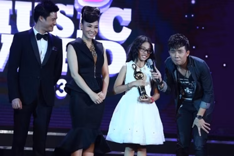 6 năm sau khi rời Giọng hát Việt nhí, Phương Mỹ Chi có trong tay nhiều giải thưởng. Ảnh: Thể thao văn hóa