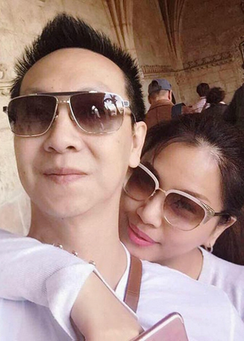 Minh Tuyết và chồng hiện vẫn còn là vợ chồng “son” vì chưa bận rộn chuyện con cái. Ảnh: FBNV