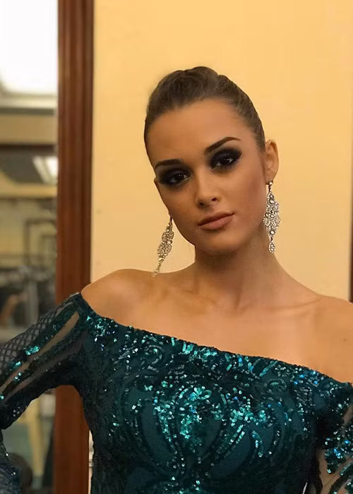 Thần thái, phong cách thời trang của Telma cũng gây ấn tượng với truyền thông, ban giám khảo.