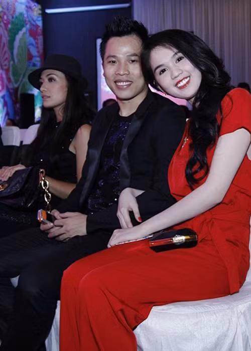 Không chỉ dừng lại ở mối quan hệ giữa ông bầu - người đẹp, Khắc Tiệp và Ngọc Trinh còn được cho là tri kỷ của nhau. Ảnh: Đời sống pháp luật