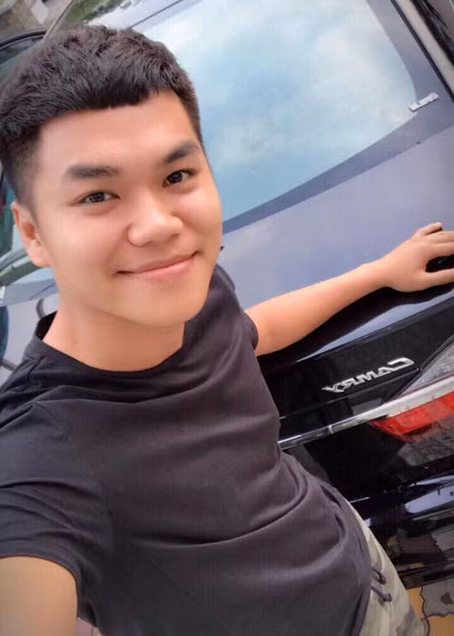 Theo thông tin, nữ diễn viên phim “Gạo nếp gạo tẻ” chi hơn 1 tỷ đồng để mua xe dàn tặng người bạn đời dịp sinh nhật.